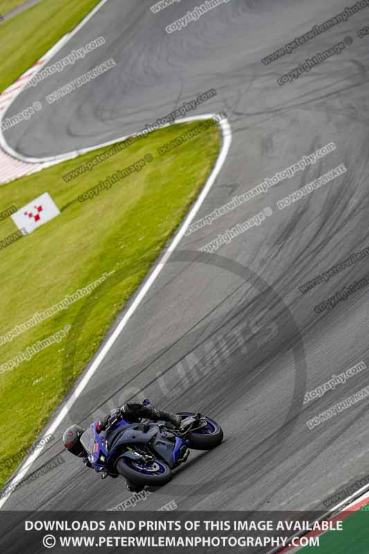 donington no limits trackday;donington park photographs;donington trackday photographs;no limits trackdays;peter wileman photography;trackday digital images;trackday photos